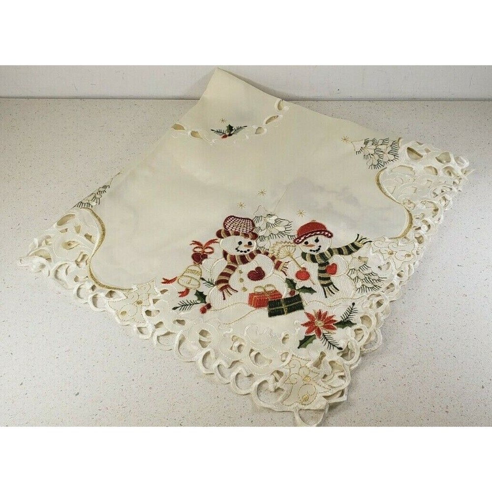 Embroidery Christmas  Snowman Family Tablechoth 34X34 Square RN#87077